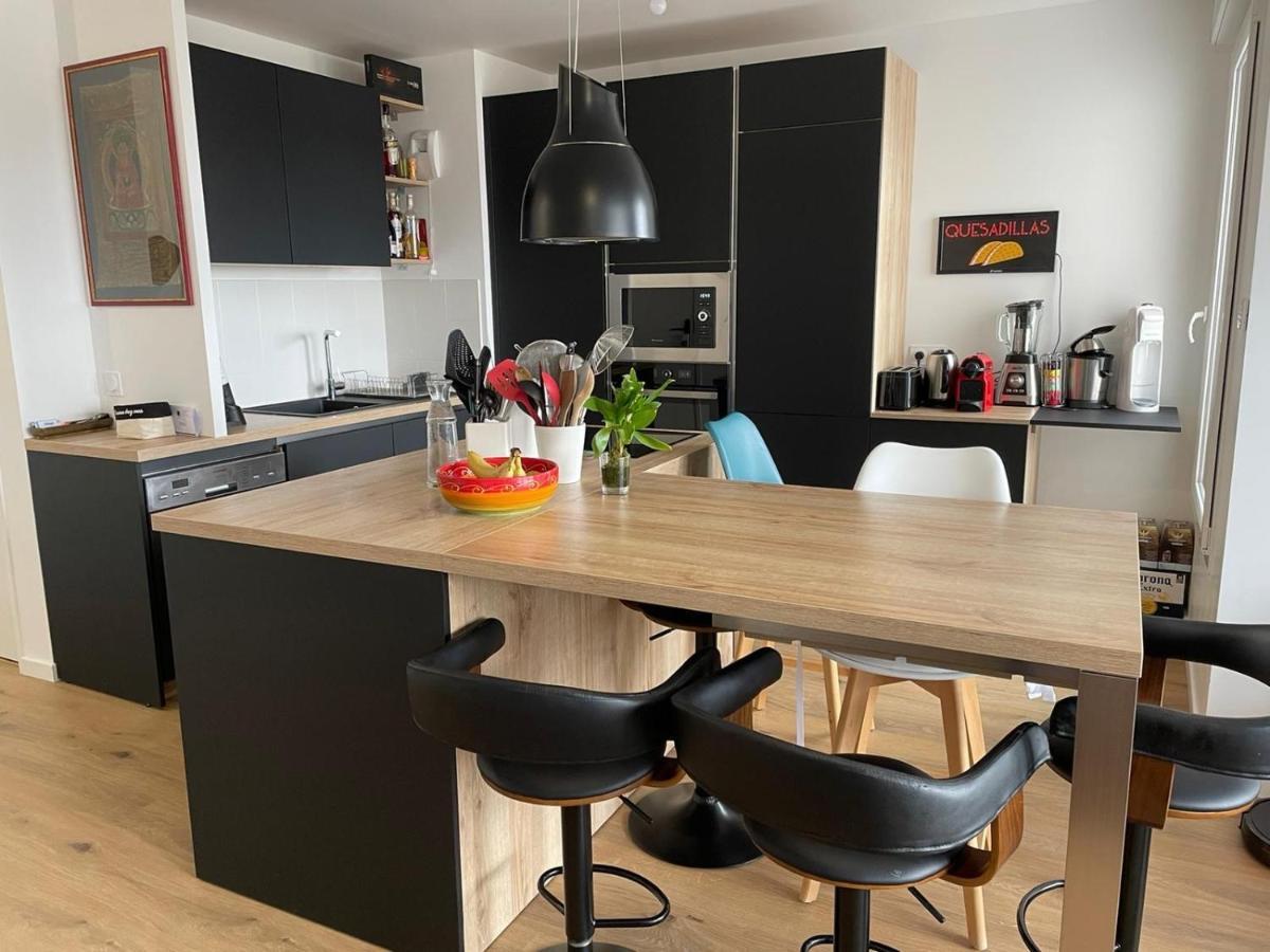 Superbe Apt, Parking Gratuit, Proche Ligne 13&14, Ideal Famille & Vue Montmartre ! Διαμέρισμα Saint-Ouen  Εξωτερικό φωτογραφία